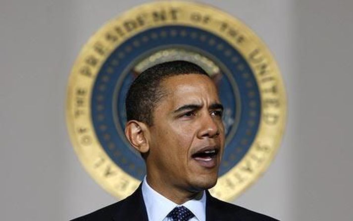 Barack Obama, forseti Bandaríkjanna, leysir málin með bjór og skilningi.