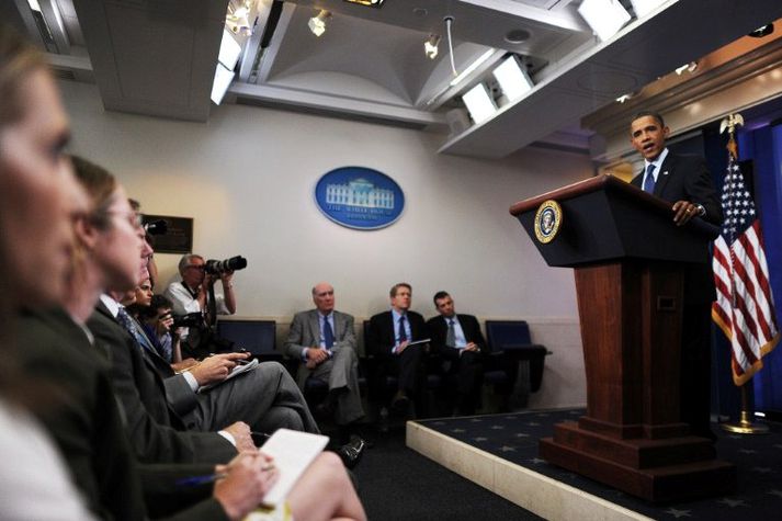 Barack Obama hefur sent Norðmönnum samúðarkveðju og boðið fram aðstoð við rannsókn á harmleiknum.