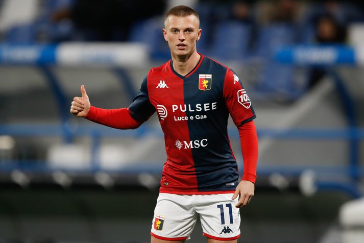 Albert Guðmundsson er stjarnan í Genoa liðinu sem kom upp úr b-deildinni fyrir þetta tímabil.