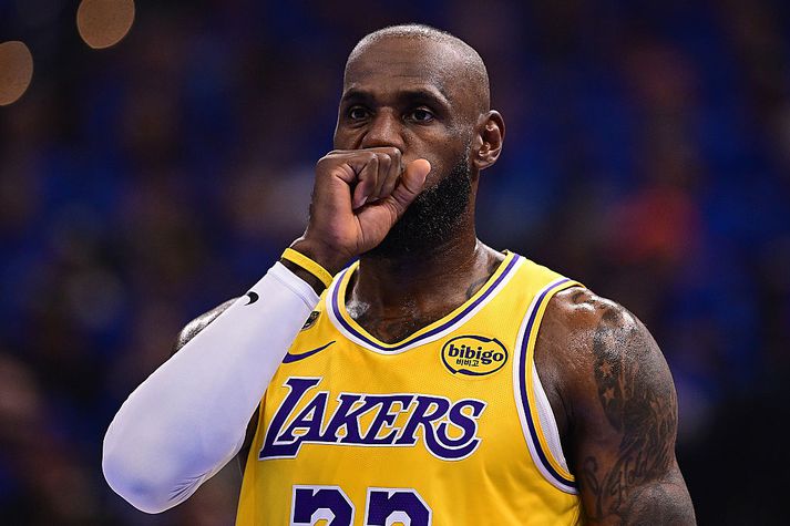 LeBron James og félagar eru lentir 2-0 undir í einvíginu við Oklahoma City Thunder.