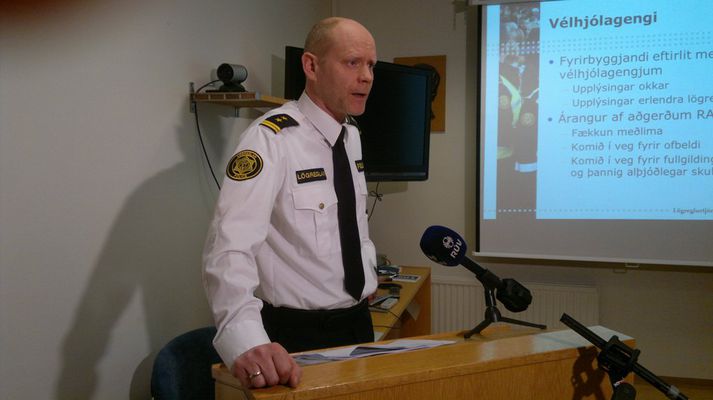 Karl Steinar Valsson, aðstoðaryfirlögregluþjónn, á blaðamannafundinum í dag.