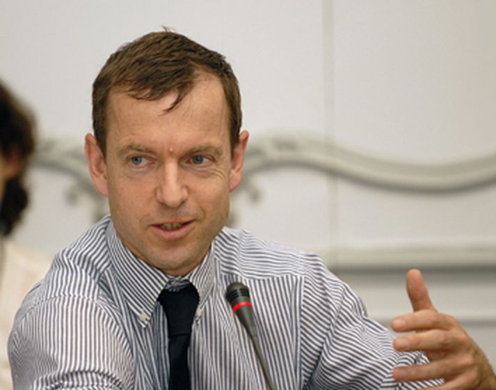 Daniel Gros.