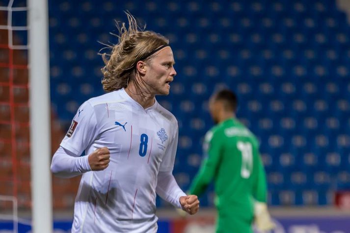 Birkir Bjarnason og samherjar hans í íslenska landsliðinu fá ef til vill ekki að mæta Færeyjum ytra þann 4. júní.