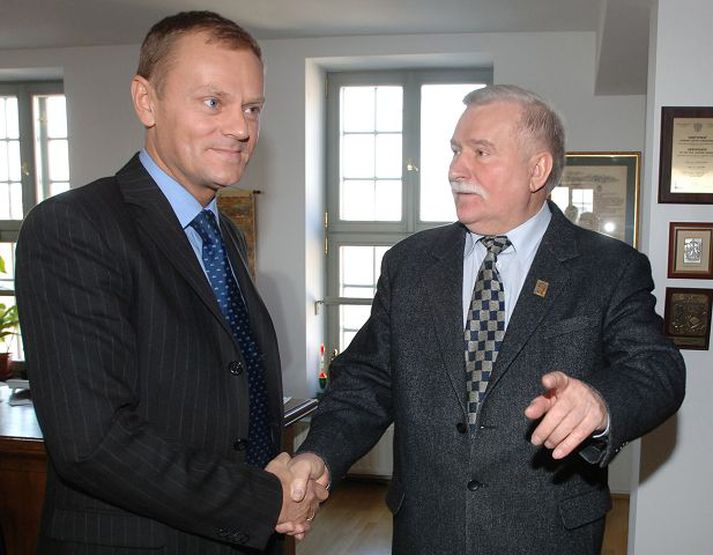 Donald Tusk leiðtogi stjórnarandstöðunnar.