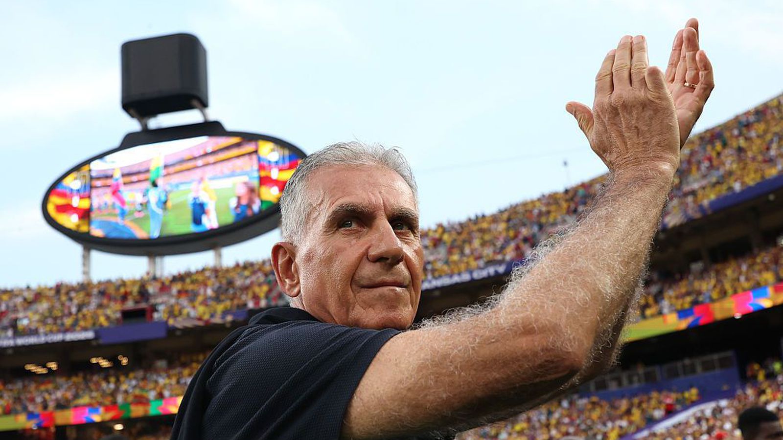 Carlos Queiroz hættur við að hætta við að hætta sem landsliðsþjálfari