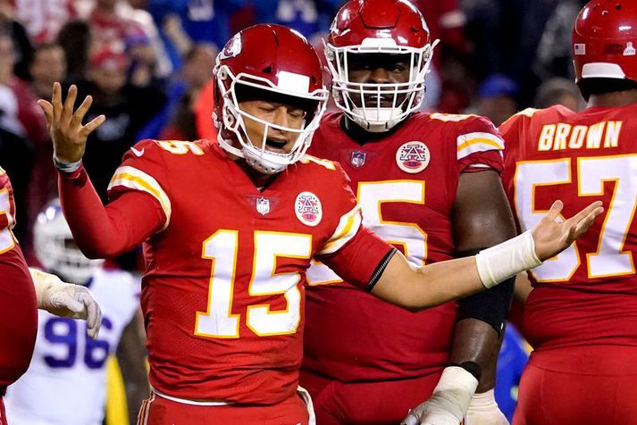 Patrick Mahomes var svekkelsið uppmálað í síðasta leik Kansas City Chiefs þar sem liðið tapaði öðrum heimaleiknum sínum í röð.