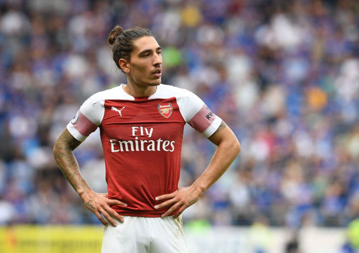 Hector Bellerin þarf að líða níð fyrir að safna hári