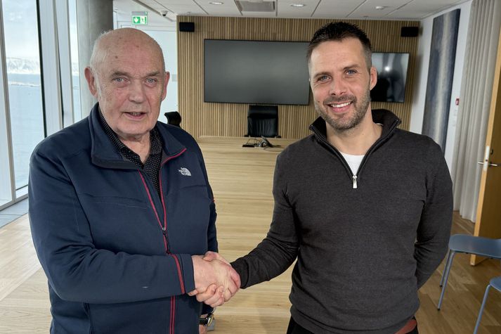 Rangæingurinn Dofri Eysteinsson, eigandi Suðurverks, og Árnesingurinn Jón Örn Ingileifsson, eigandi Fossvéla, buðu saman í næsta verkþátt Hvammsvirkjunar og reyndust lægstbjóðendur.