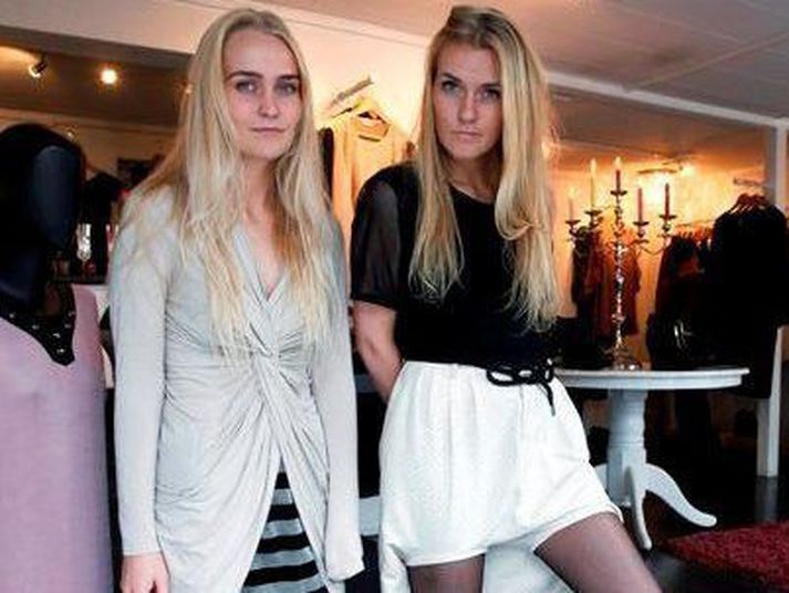 Rebekka og Katrín Alda Rafnsdætur