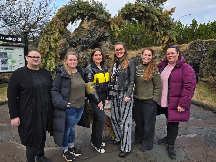 Meðlimir foreldraráðsins eru Helga Guðrún Ásgeirsdóttir, Anna Sigríður Björnsdóttir, Kristín Ólöf Grétarsdóttir, Vala Steinsdóttir, Bjarney Jóhannsdóttir og Lilja Helgadóttir.  