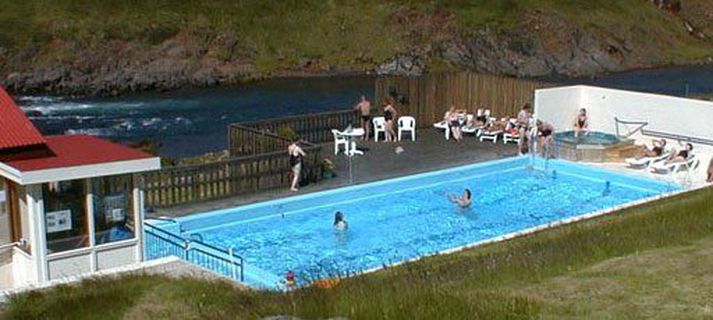 Sundlaugin á Vopnafirði er vinsæll áningarstaður ferðamanna.