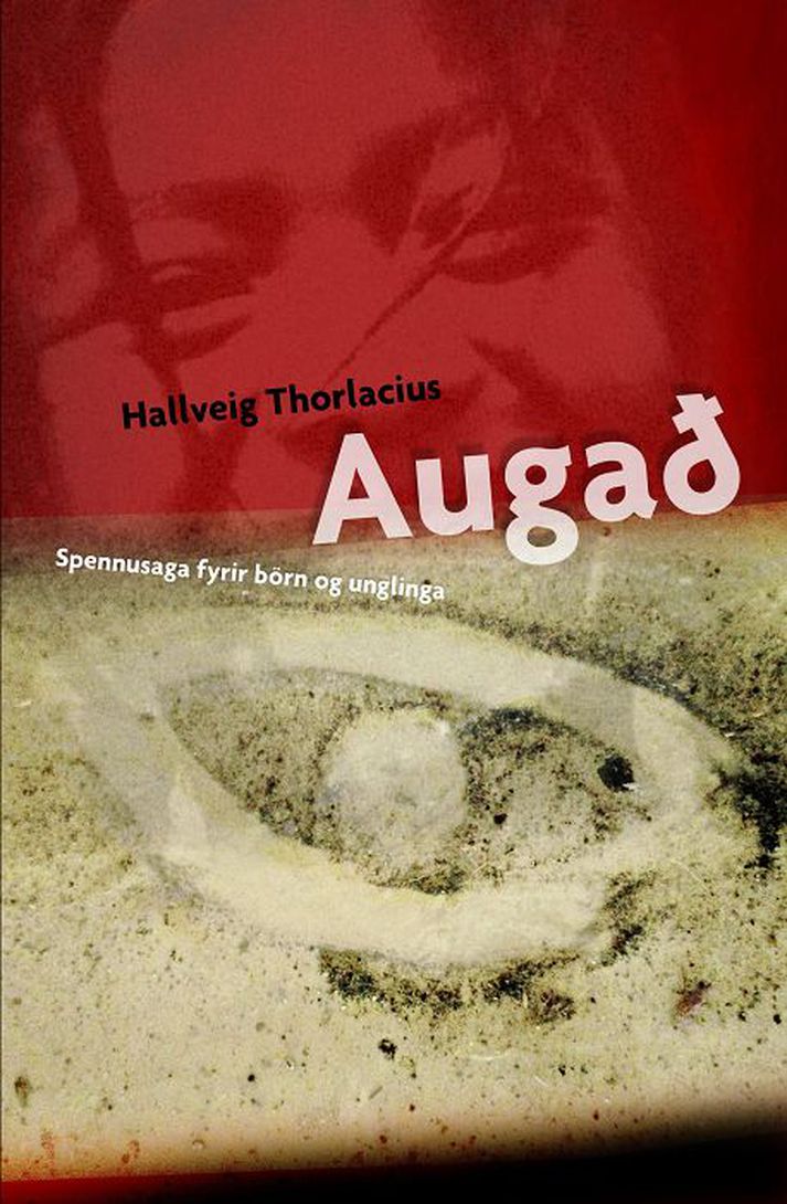 Augað eftir Hallveigu Thorlacius