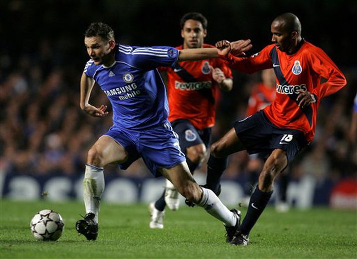 Andriy Shevchenko á ferðinni gegn Porto í Meistaradeild Evrópu á miðvikudaginn.