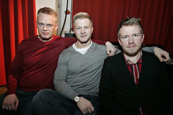 Knattspyrnusérfræðingurinn Hjörvar Hafliðason, Egill "Gillzenegger“ Einarsson og Sólmundur Hólm sem var veislustjóri kvöldsins. Fréttablaðið/Daníel