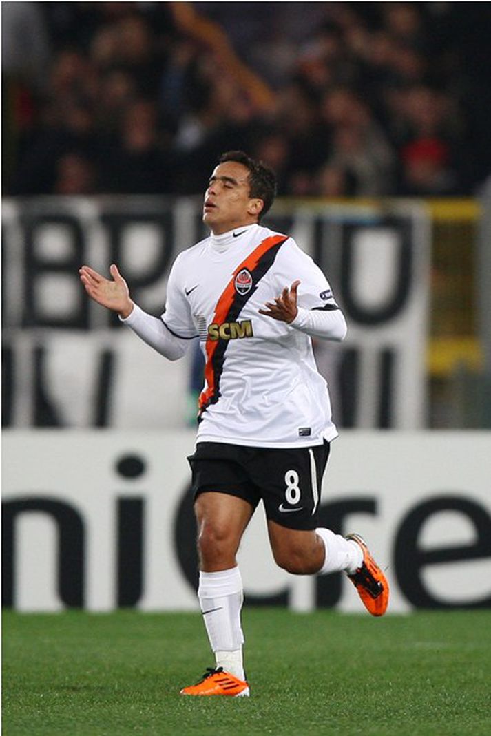 Jadson í leik með Shakhtar Donetsk.