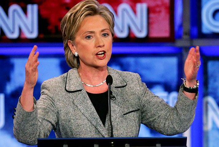 Hillary Clinton óskar Íslendingum til hamingju
