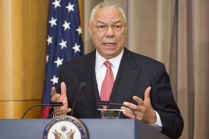 Colin Powell var fyrsti þeldökki utanríkisráðherra Bandaríkjanna. Hann gegndi herþjónustu og særðist í Víetnam og varð síðar æðsti yfirmaður herafla Bandaríkjanna.