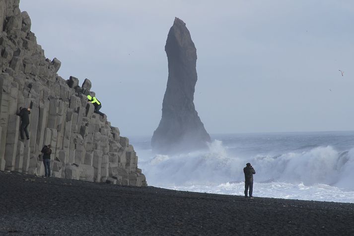 Reynisfjara er einn vinsælasti áningarstaður ferðamanna hér á landi.