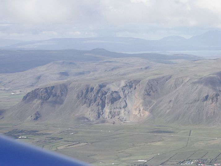 Jarðskjálftinn varð aðeins fimm kílómetrum norðan við Selfoss.