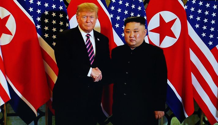 Donald Trump og Kim Jong-un hittust á leiðtogafundi í Hanoi í Víetnam fyrir stuttu.
