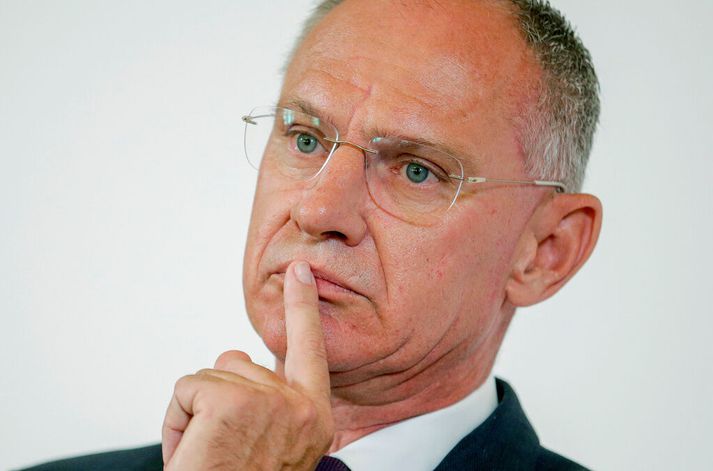 Gerhard Karner, innanríkisráðherra Austurríkis, sagði austturísk stjórnvöld ekki sýna hryðjuverkamönnum neina linkind þegar hann greindi frá vopnafundinum í dag. Myndin er úr safni.