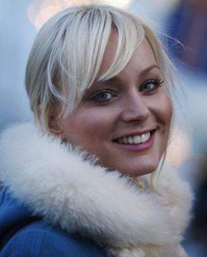 Söngkonan Þórunn Antonía Magnúsdóttir er annar skipuleggjenda sérstakrar stelpuspurningakeppni. 
fréttablaðið/stefán