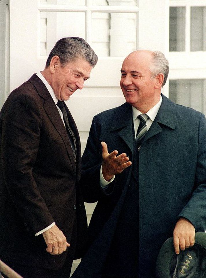 Reagan og Gorbatsjov í Höfða.