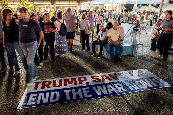 Fjölskyldur gíslanna sem enn eru í haldi Hamas á Gasa leggja hart að Trump Bandaríkjaforseta að hann bindi enda á stríðið. 