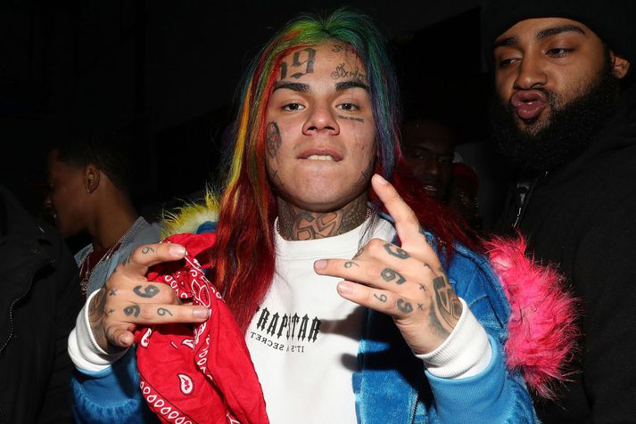 6ix9ine er bandarískur rappari.