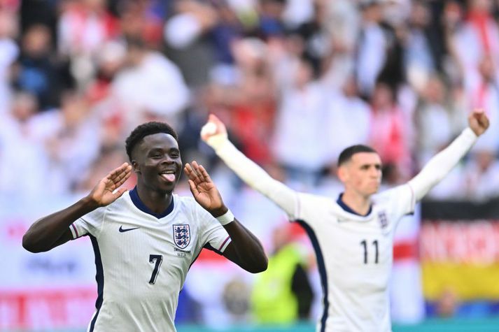 Bukayo Saka jafnaði metin fyrir England í 1-1 og skoraði svo einnig af öryggi í vítaspyrnukeppninni.