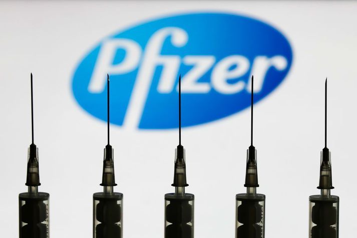 Pfizer-bóluefnið er eitt rúmlega tíu efna sem eru á lokastigi prófana.