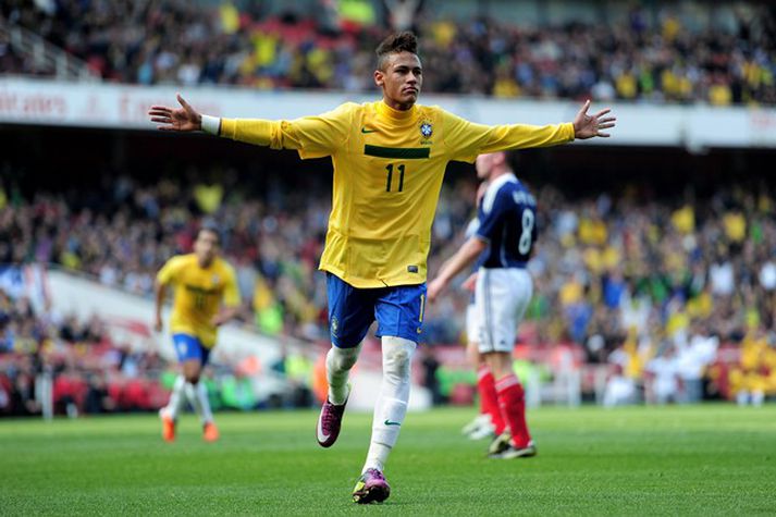 Neymar gerði bæði mörk Brasilíu í dag. Mynd / Getty