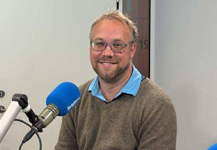 Ýmir mun fara yfir netöryggismál og árásir þjóðríkja og glæpahópa á málþingi á morgun. 