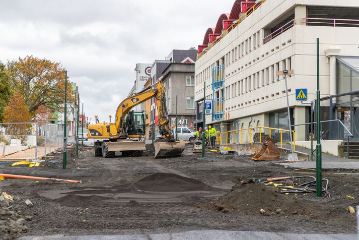 Frá framkvæmdum á Hverfisgötu í haust.