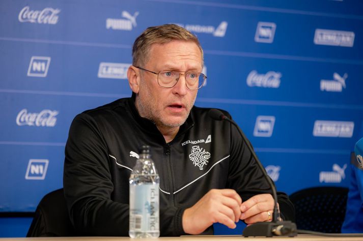 Þorsteinn Halldórsson sat fyrir svörum á blaðamannafundi í dag.