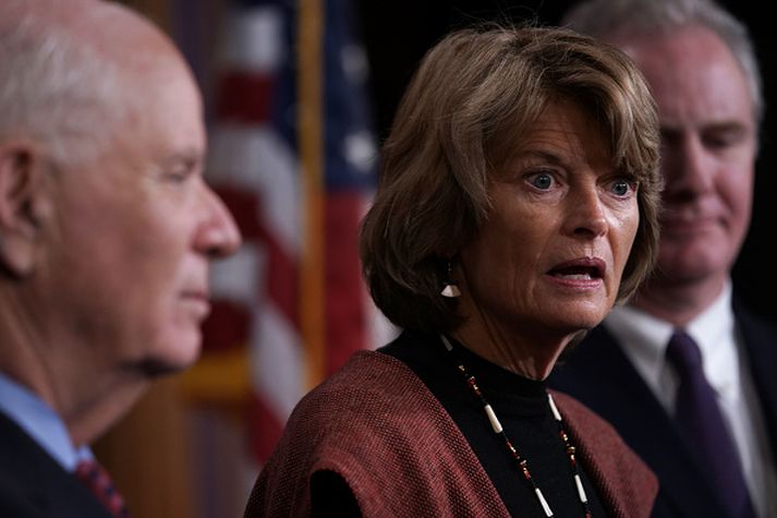 Lisa Murkowski.