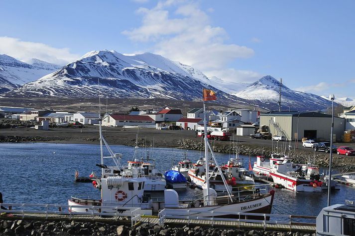 Katla gerði verksamning við Leiguíbúðir Dalvíkurbyggðar í febrúar 2019 um byggingu og fullnaðarfrágang leiguíbúða í bænum.