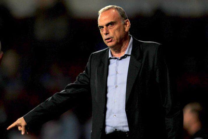 Avram Grant, stjóri Chelsea.