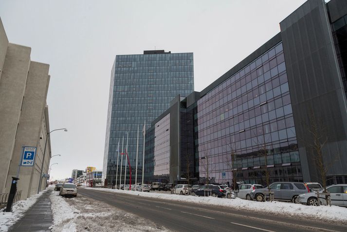 Mannekla hefur verið vandamál á fjölmörgum stofnunum innan stjórnkerfisins vegna hraðrar útbreiðslu kórónuveirufaraldursins.