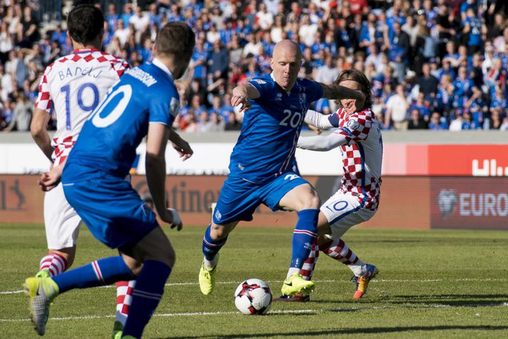 Emil var traustur á miðjunni.