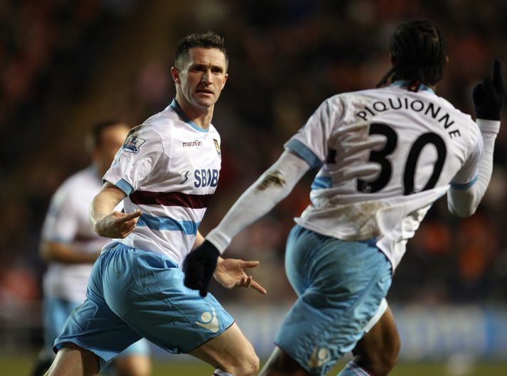 Robbie Keane byrjaði vel þegar hann skoraði í sínum fyrsta leik með West Ham í 3-1 sigri gegn Blackpool eftir félagaskiptin frá Tottenham.