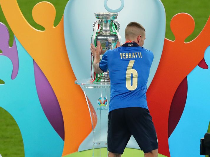 Marco Veratti er ríkjandi Evrópumeistari með Ítalíu en hann vill þó franskan ríkisborgararétt.
