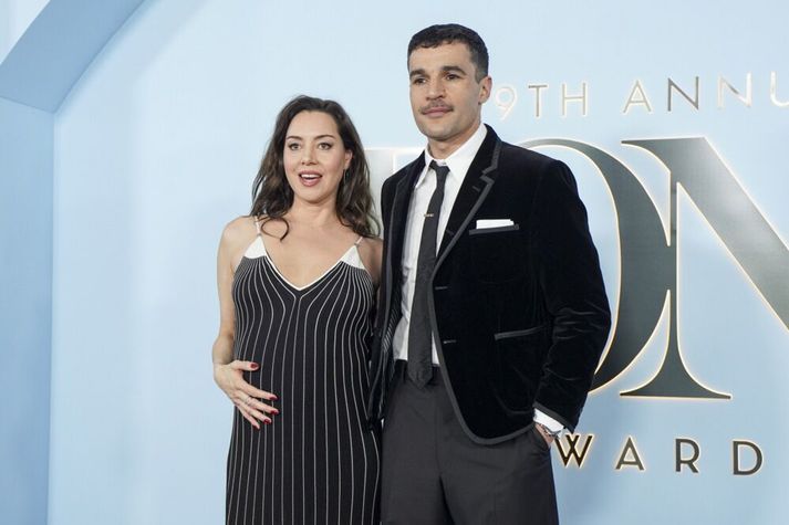 Aubrey Plaza og Christopher Abbott voru að eignast frumburð sinn í lok júlí. 