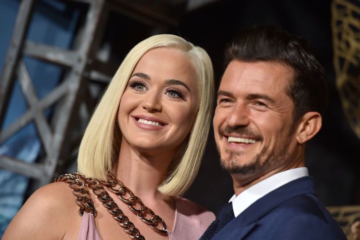 Katy Perry og Orlando Bloom á frumsýningu Carnival Row.