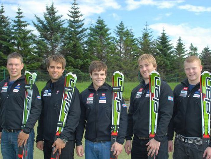 Íslenska karlalandsliðið frá vinstri: Stefán Jón Sigurgeirsson, Björgvin Björgvinsson, Gísli Rafn Guðmundsson, Árni Þorvaldsson og Sigurgeir Halldórsson.