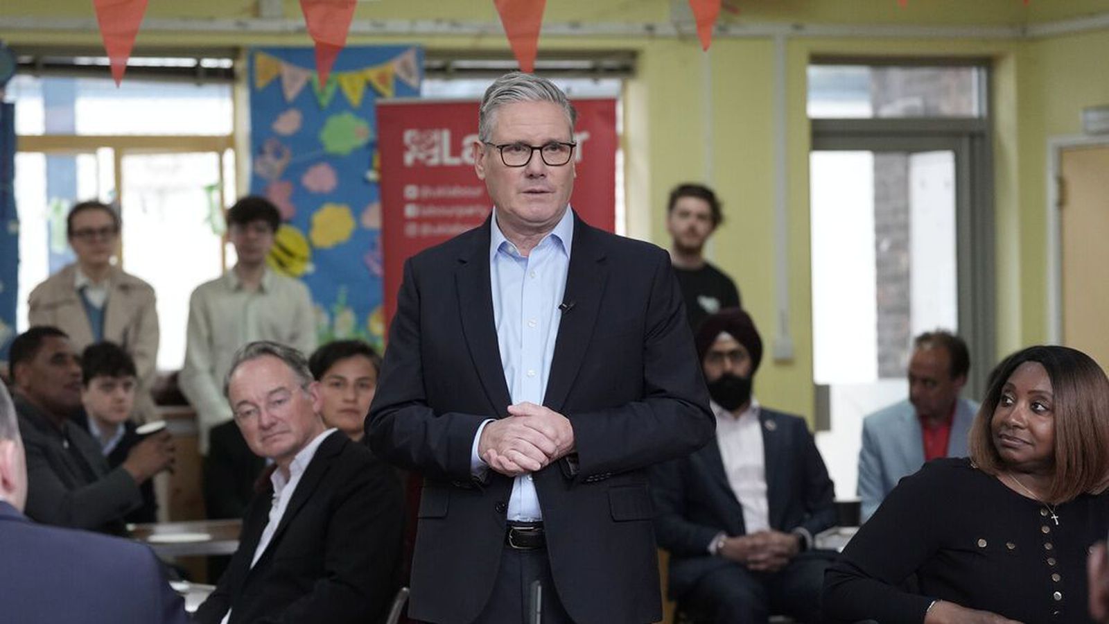 Farage sextánfaldar sætin á sveitarstjórnarstiginu