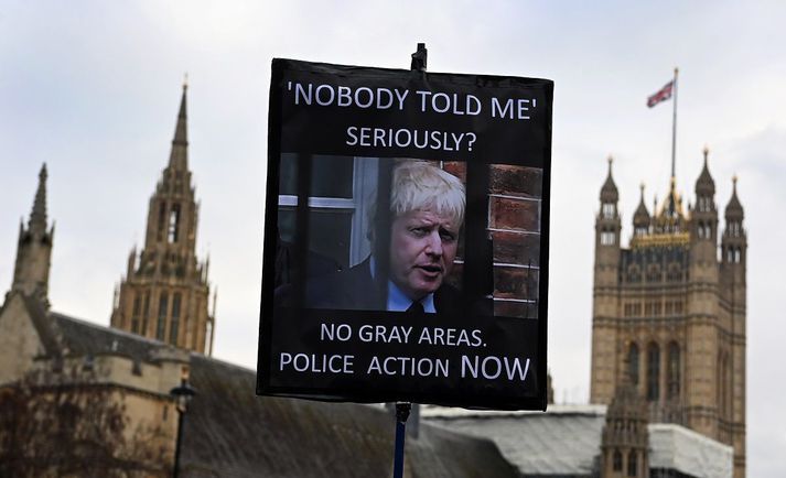 Boris Johnson, forsætisráðherra, hefur verið undir miklum þrýstingi vegna samkvæma sem haldin voru innan ríkisstjórnar hans.