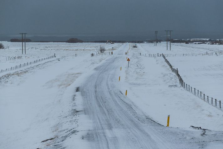 Vetrarfærð er á landinu öllu.