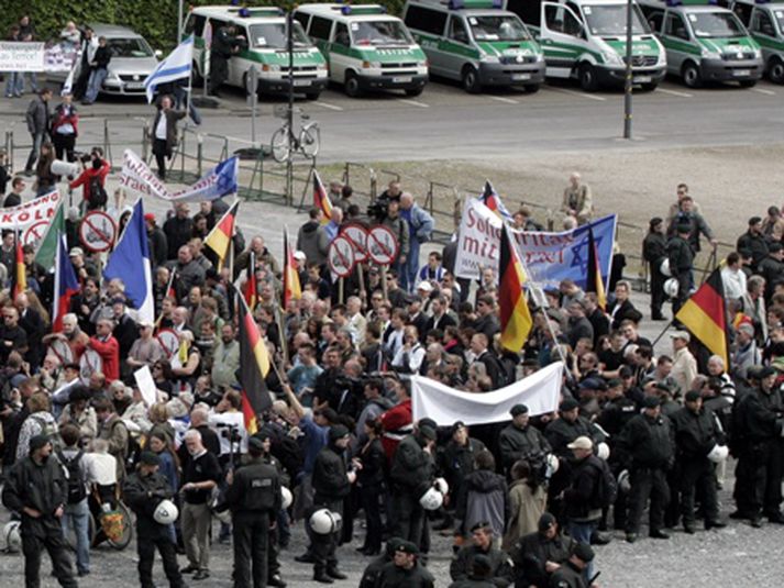 Hluti af mótmælunum í Köln fyrr í dag.