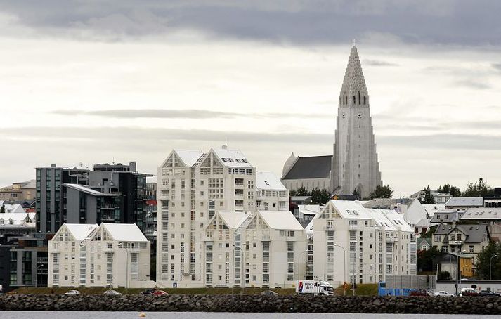 Reikna má að húseignir um 100 skjólstæðinga umboðsmanns skuldara fari á sölu, sé miðað við þá samninga sem þegar hefur verið farið yfir.
